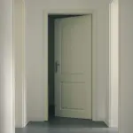 La manutenzione delle porte di casa