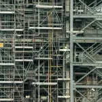 La sicurezza nel montaggio dei ponteggi: norme e formazione obbligatoria